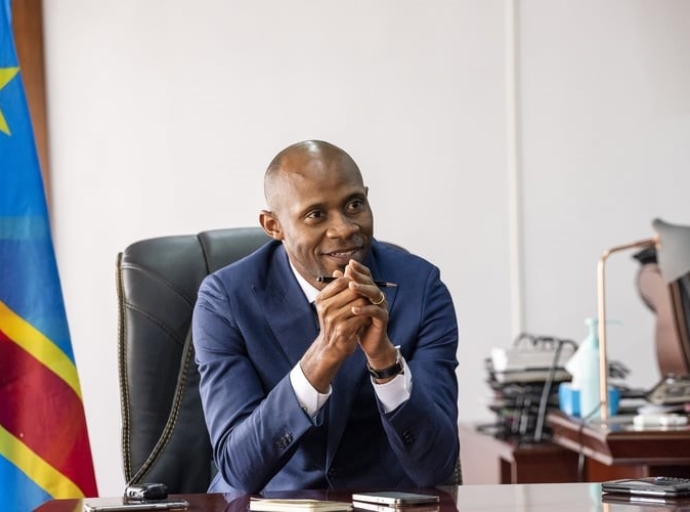 Patrick Muyaya : « Tout le monde, en RDC, voulait ce débat sur la Constitution » Le Ministre congolais de la Communication insiste sur le bien-fondé d’un examen de la Loi fondamentale alors que le débat s’enflamme autour du risque d’un maintien au pouvoir